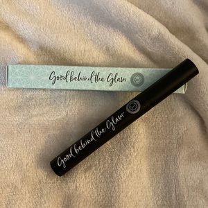 Good Behind The Glam Botanical Lash Mascara